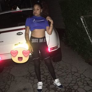 Meet your Posher, Lovely